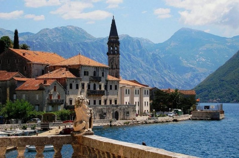 Чорногорія Автобусні тури Чорногорія Автобусні тури